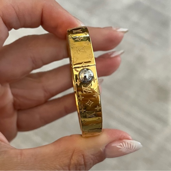 Louis Vuitton Nanogram Cuff - Picture 3 of 5
